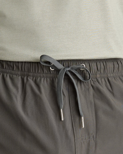 Performance Tech Shorts - 7.5" - S / Granite Grey
