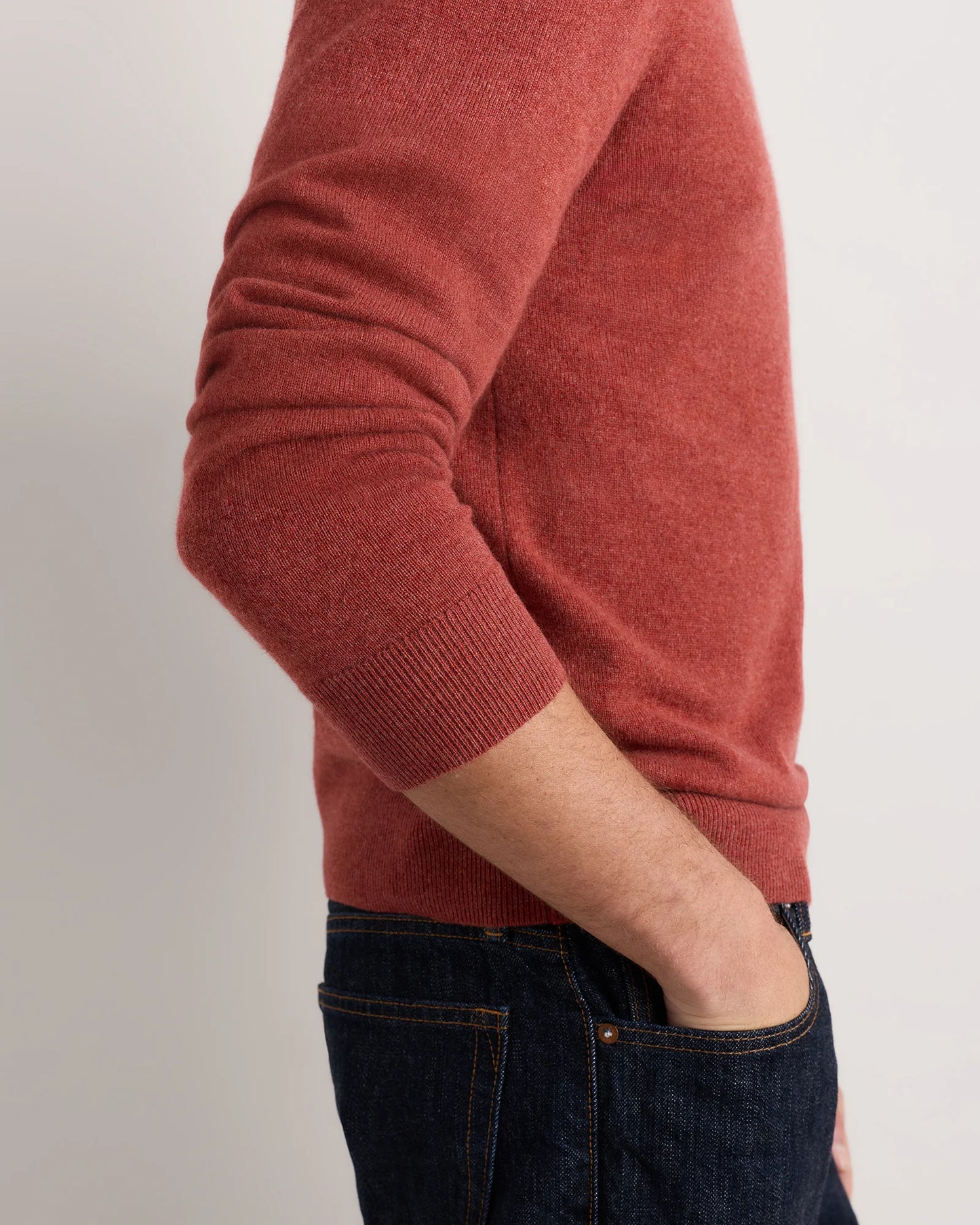 Mongolian Cashmere Crewneck Sweater - XS / Black