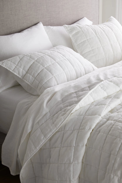 European Linen Box Quilted Sham Set - Standard / White