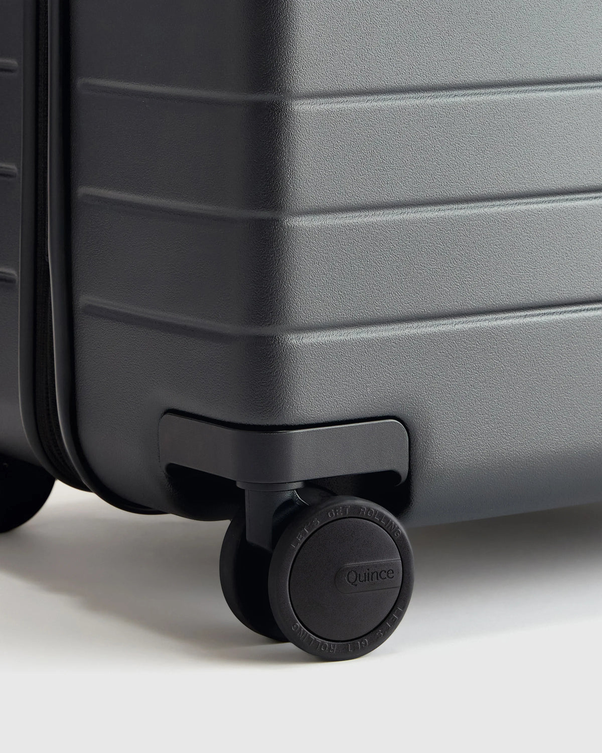 Medium Check-In Suitcase - One Size / Emerald Jungle