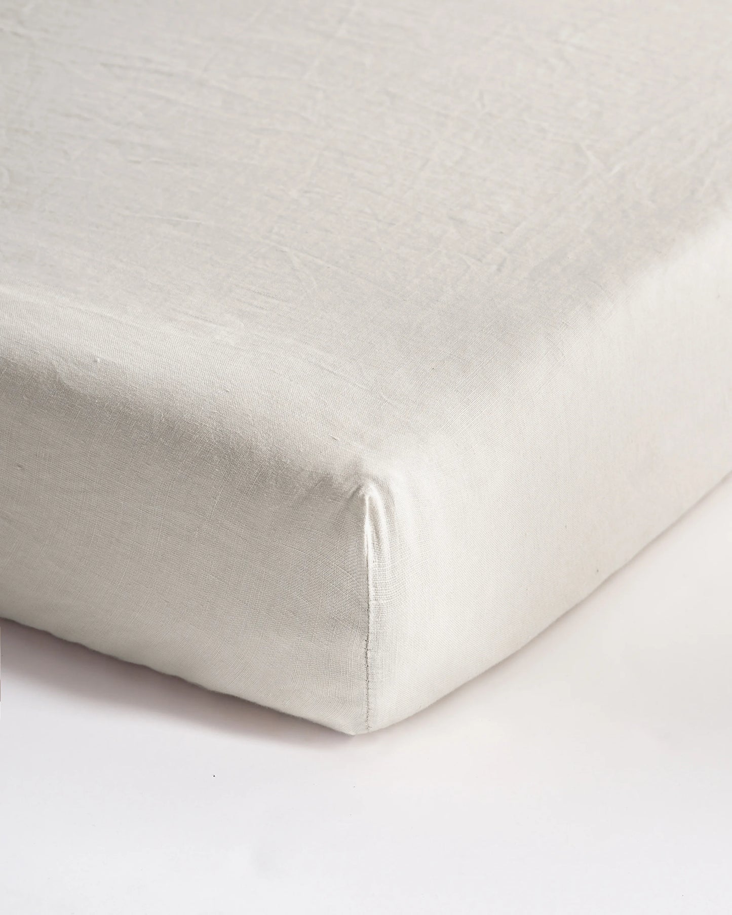 European Linen Fitted Crib Sheet - One Size / White
