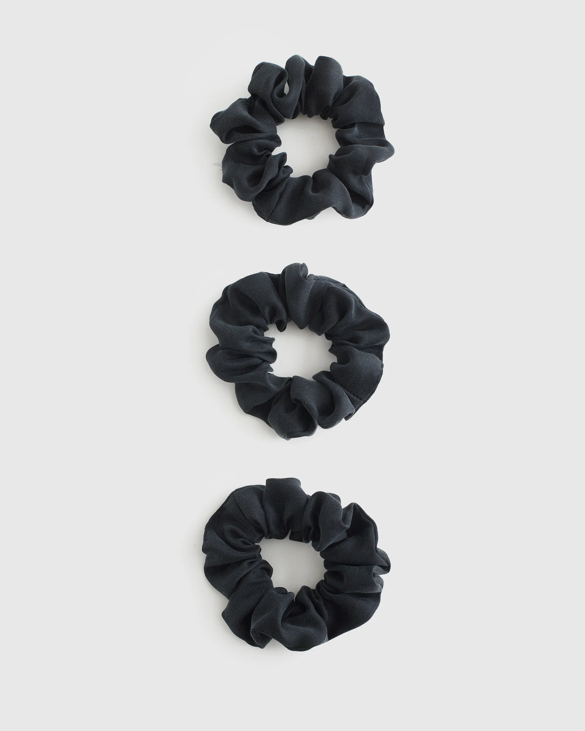 100% Washable Silk Scrunchies - One Size / Black