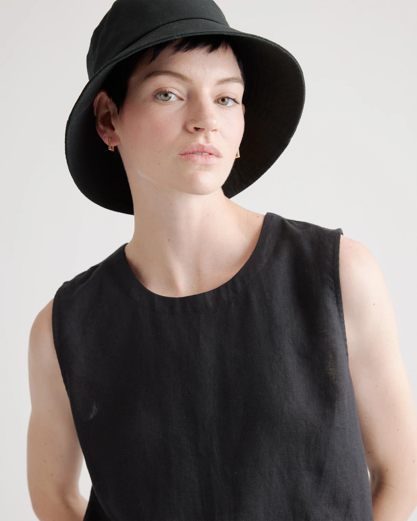 100% European Linen Tank - XS / Black