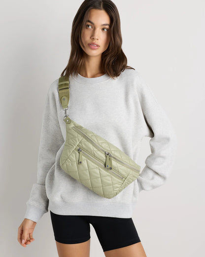 Transit Quilted Sling Bag - One Size / Black