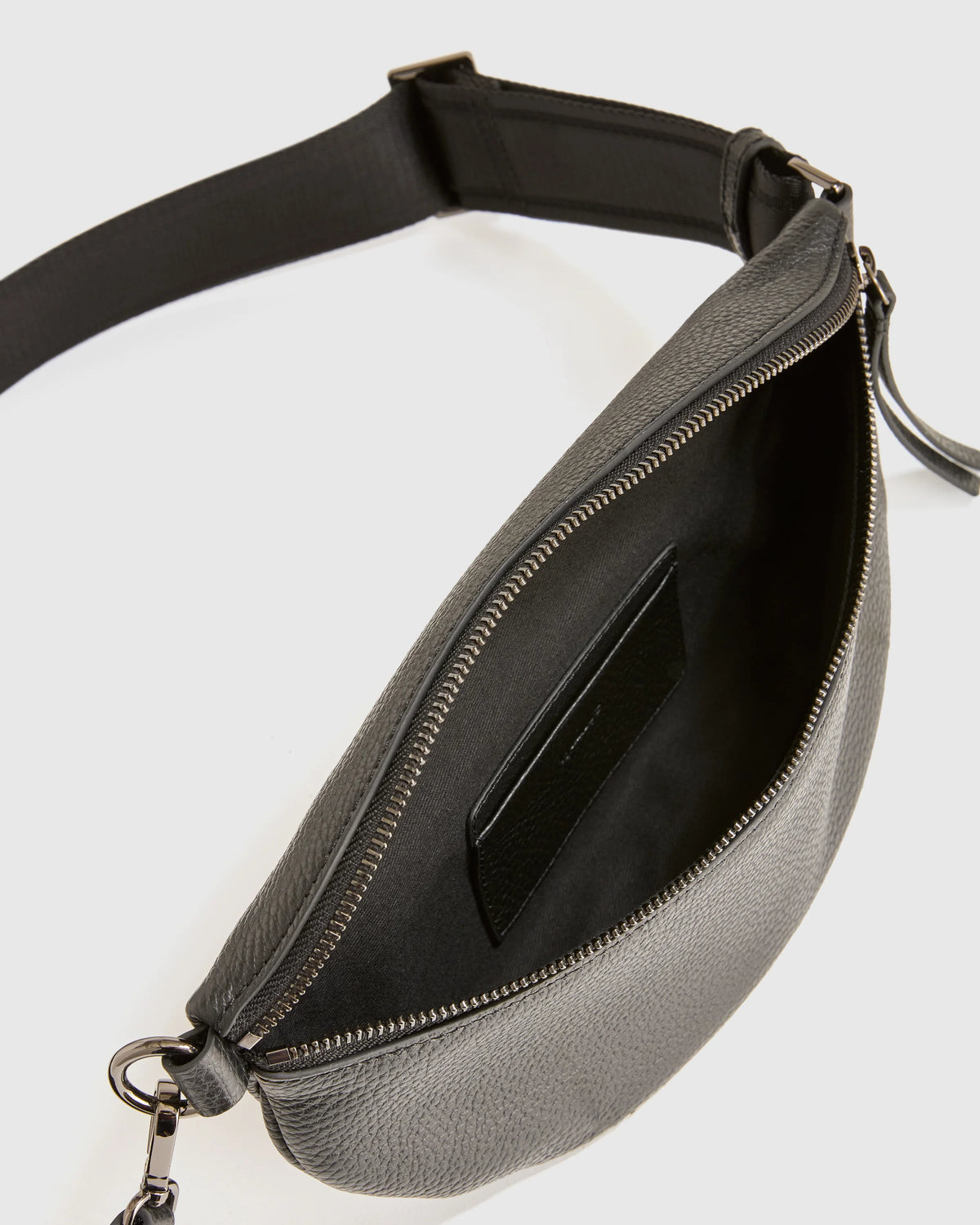 Quinn Sling Bag - One Size / Cognac