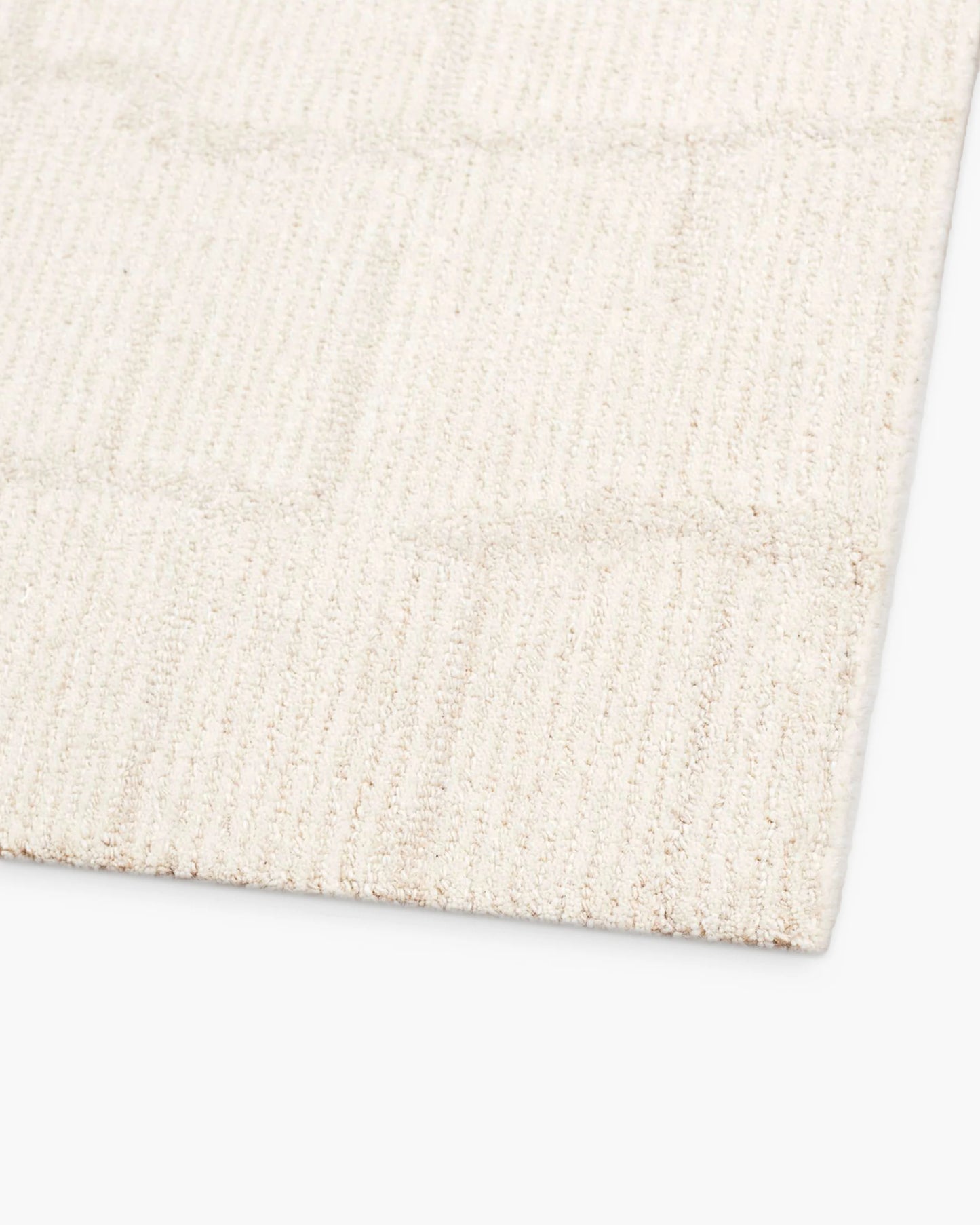 Belen Hand-Tufted Wool Rug - 2' x 3' / Natural