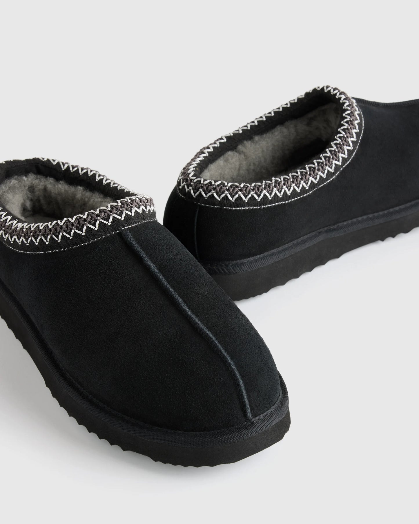 Men's Australian Shearling Clog Slipper - 7 / Pecan