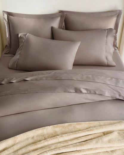 Signature Giza Cotton Sateen Pillowcase Set - Standard / White