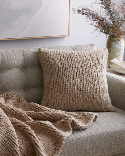 Chunky Hand Knit Wool Pillow Cover (Set of 2) - 20x20 / Neutral