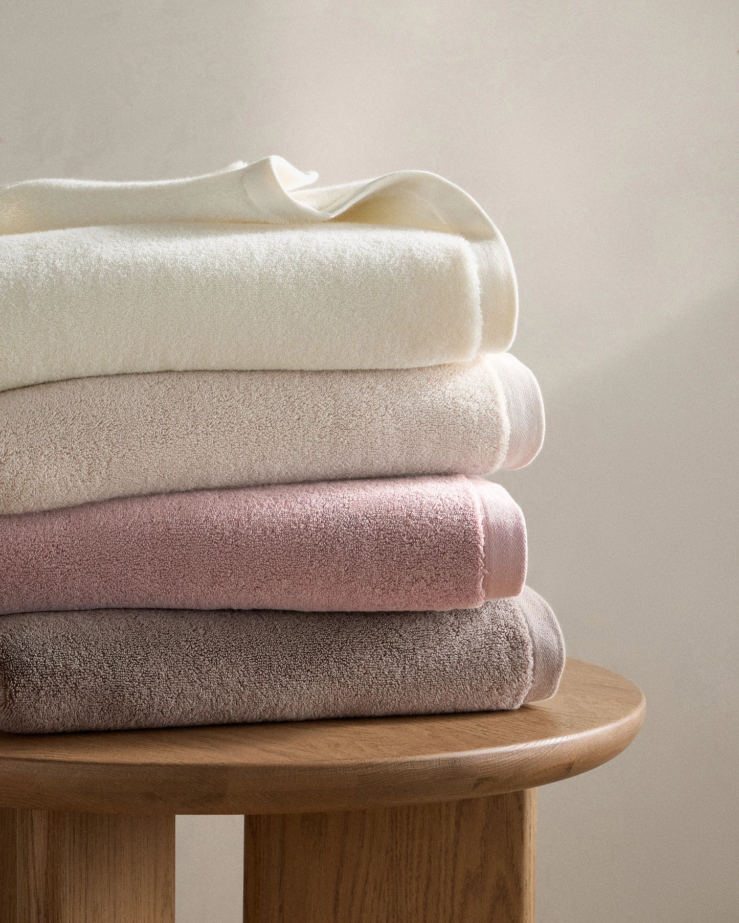 Plush Organic Turkish Cotton Hand Towel (Set of 2) - One Size / White
