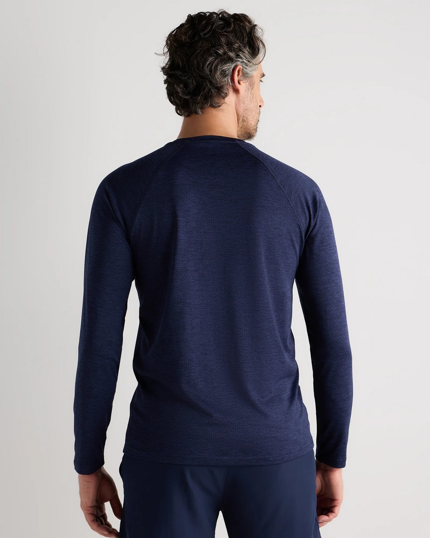Mesh Performance Training Long Sleeve Tee - S / Heather Navy