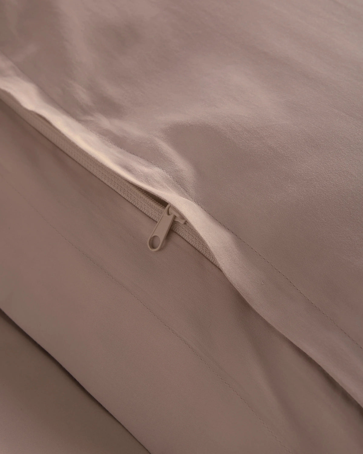 Signature Giza Cotton Sateen Deluxe Bedding Bundle - Twin / Dried Sage