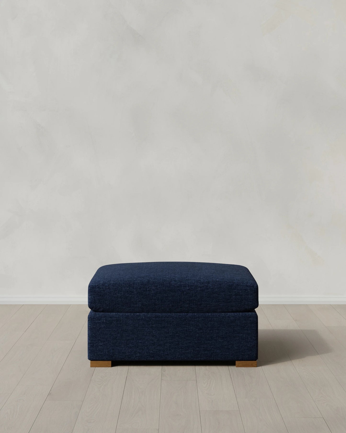 Hollis Slope Arm Ottoman in Performance Chenille Linen Blend - 37" / Snow