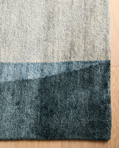 Velzy Wool Rug - 3' x 5' / Blue