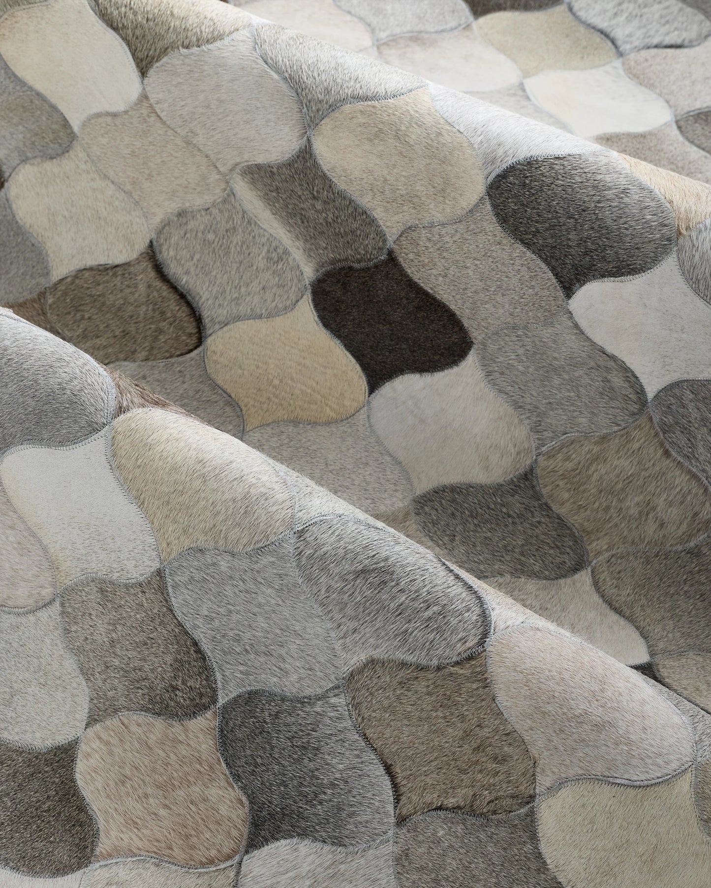 Trellis Hair on Hide Rug - 5' x 8' / Natural