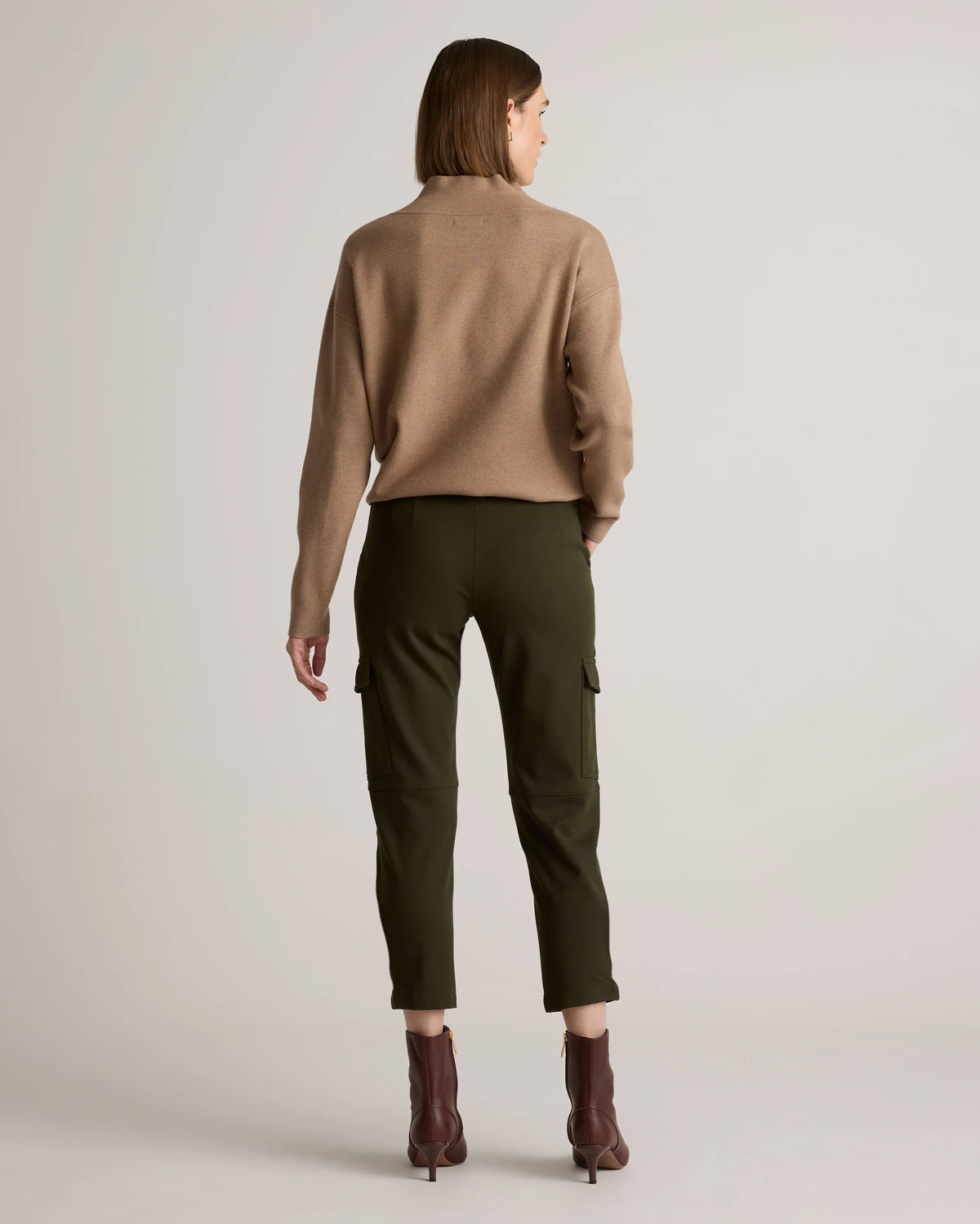 Ultra-Stretch Ponte Tapered Cargo Pants - XS / Black
