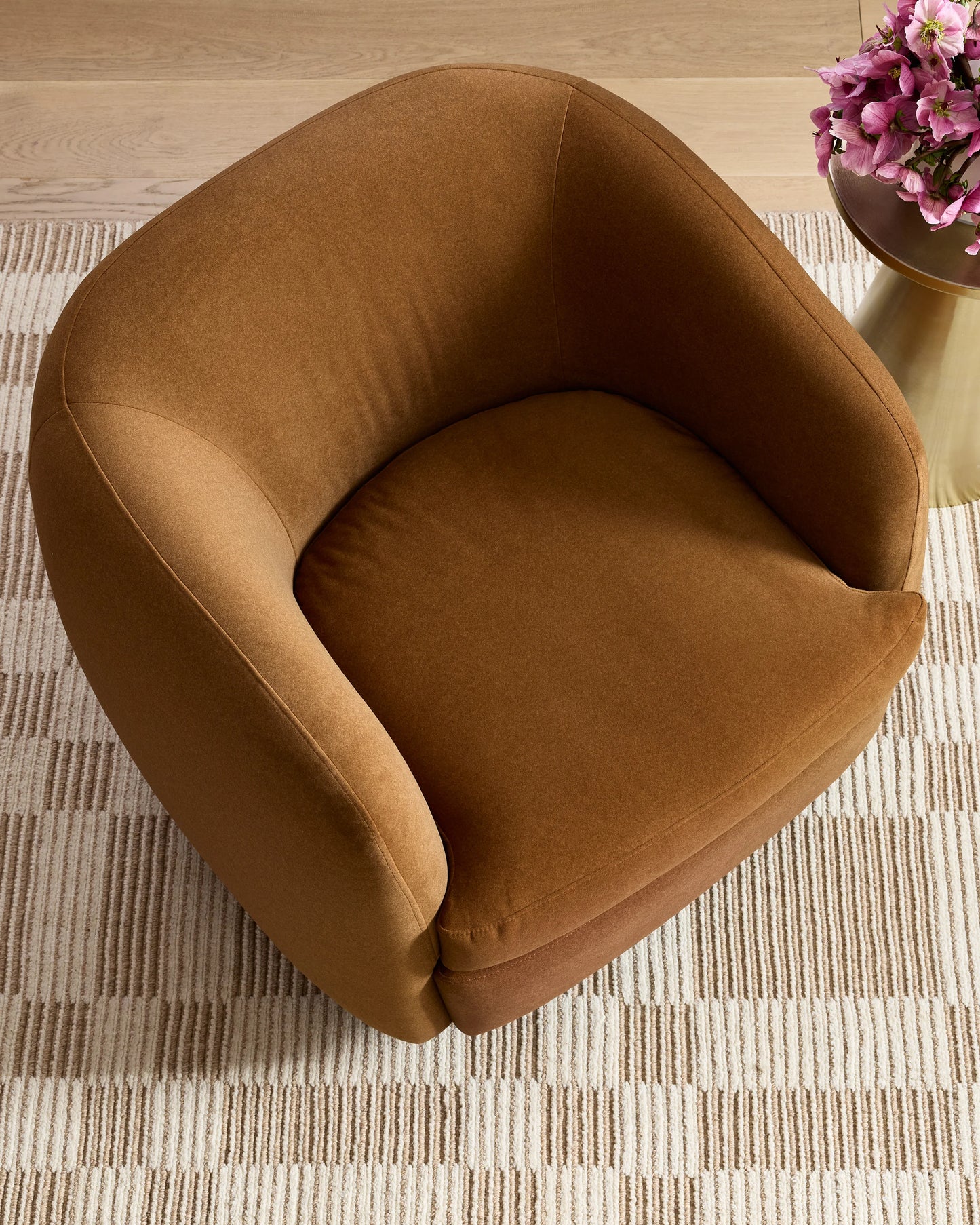 Performance Velvet Swivel Chair - One Size / Performance Velvet Taupe
