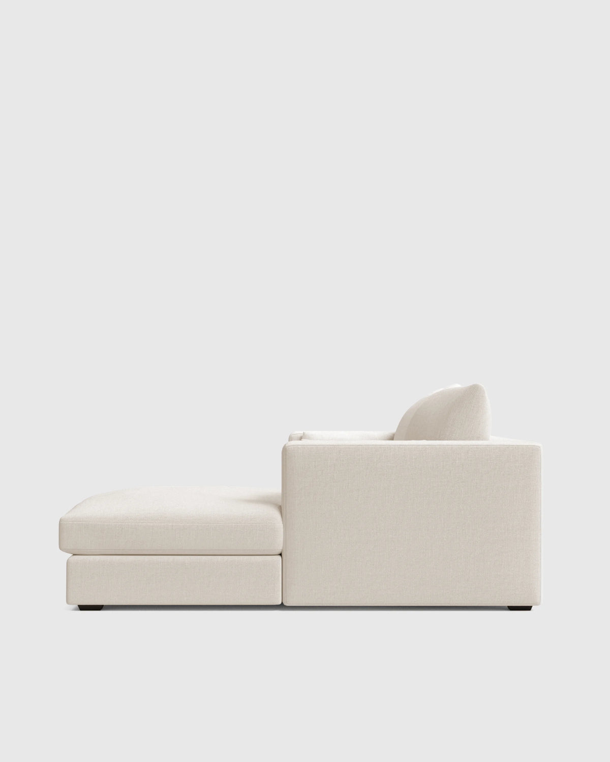 Oasis Chaise Sectional in Performance Linen - Right Arm / Sand