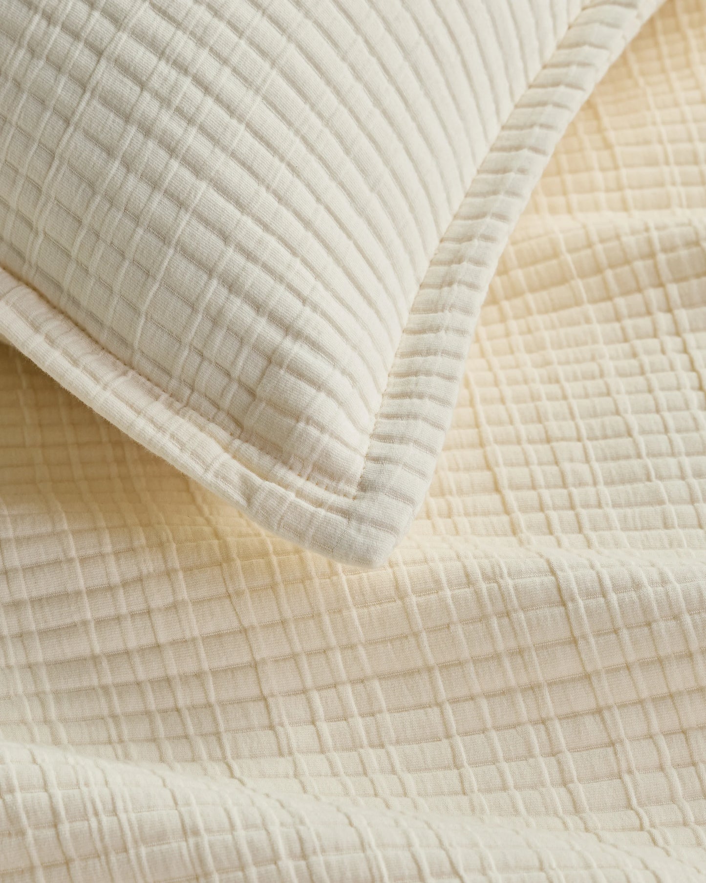 Organic Ribbed Cotton Coverlet - Twin / Toffee