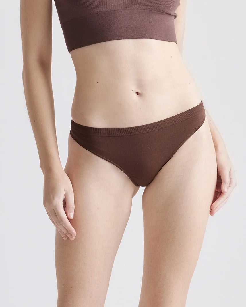 Smoothing Comfort Thong (6-Pack) - XS / Cocoa