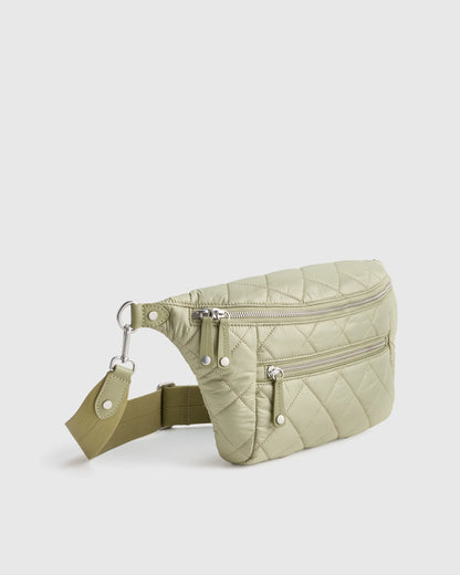 Transit Quilted Sling Bag - One Size / Black