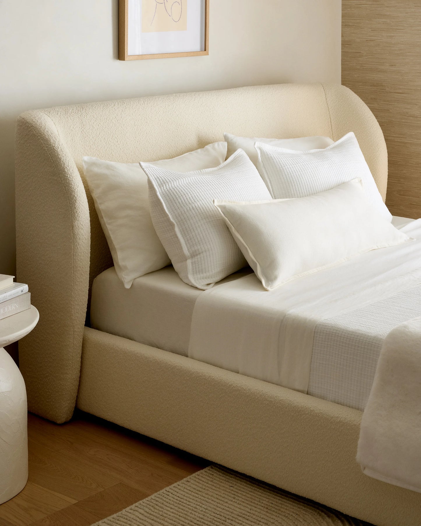 Performance Boucle Shelter Bed - Queen / Ivory