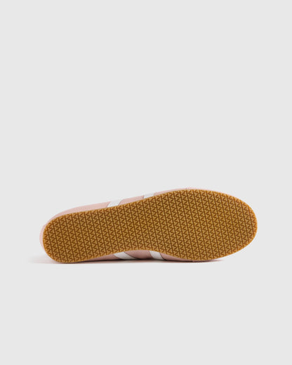 Italian Leather & Suede Low Profile Sneaker - 5 / Electric Blue