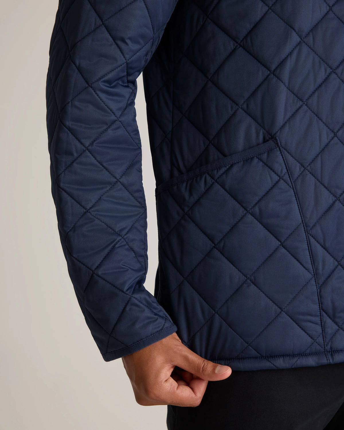 Featherless Quilted Jacket - S / Black