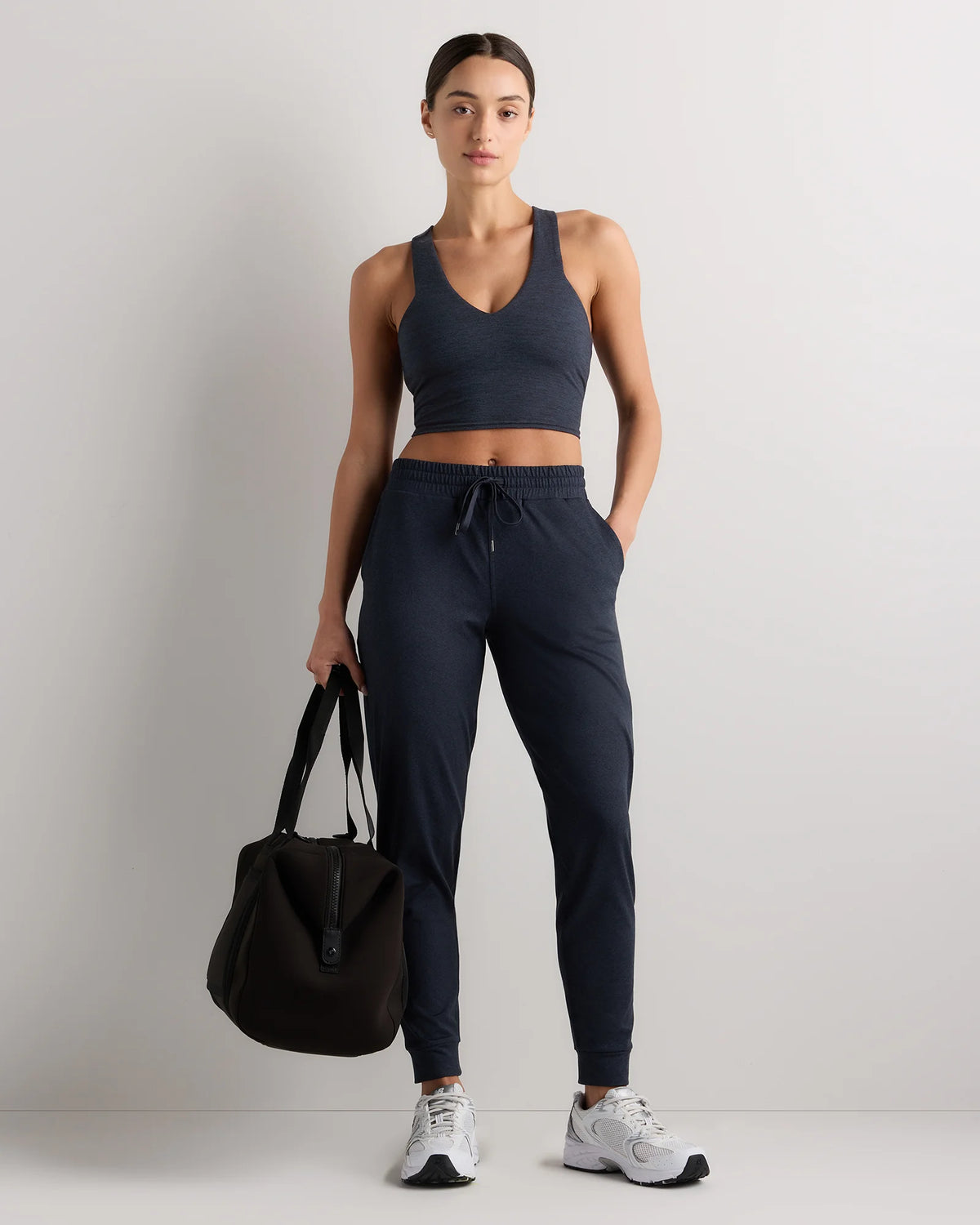 Flowknit Mid-Rise Joggers - XS / Black