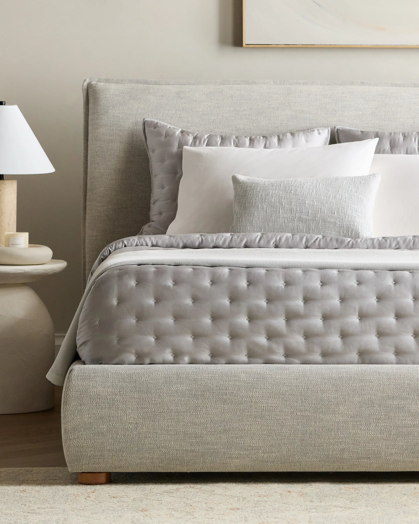 Tailored Edge Bed in Performance Linen - Queen / Light Grey