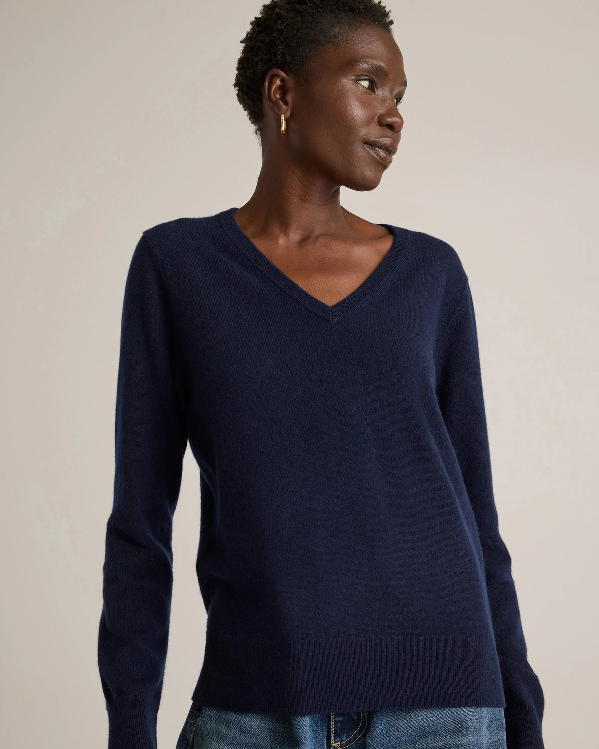Mongolian Cashmere V-Neck Sweater - XS / Rich Burgundy