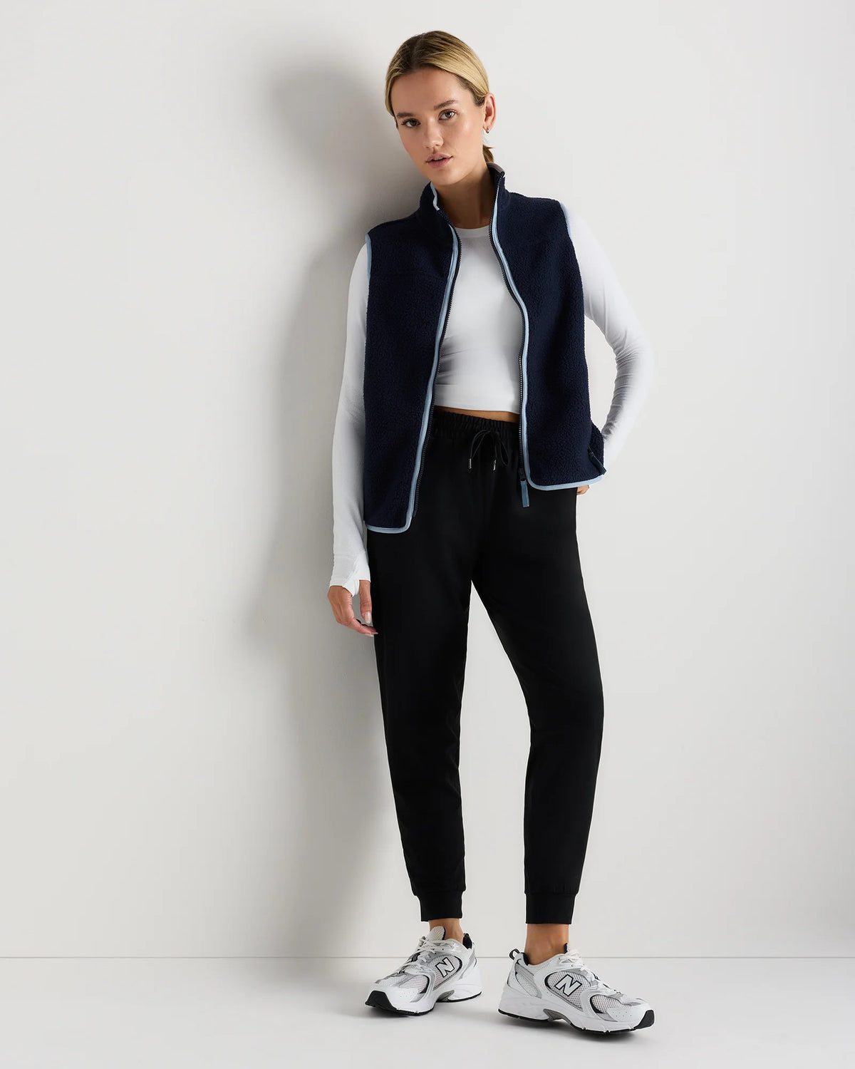 Sherpa Full-Zip Vest - XS / Black