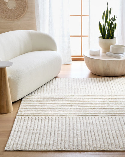 Troy Hand-Knotted Wool Rug - 3' x 5' / Ivory