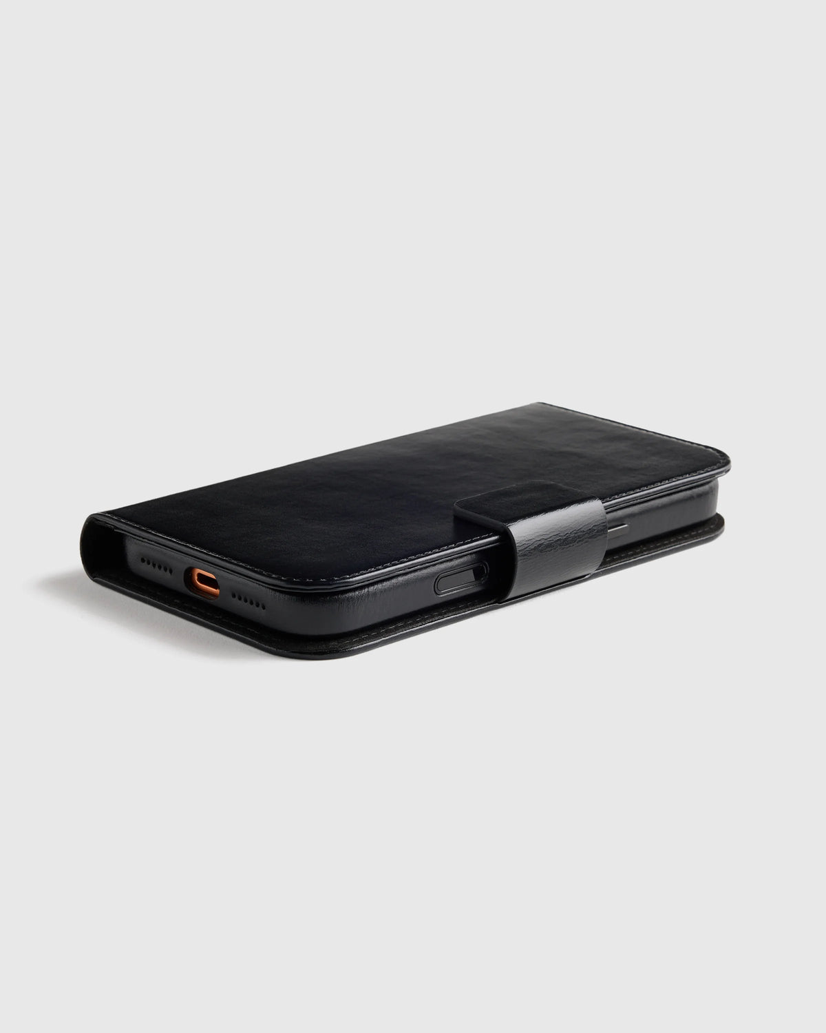 Italian Leather Phone 2-in-1 Folio Case - 17 Pro / Black