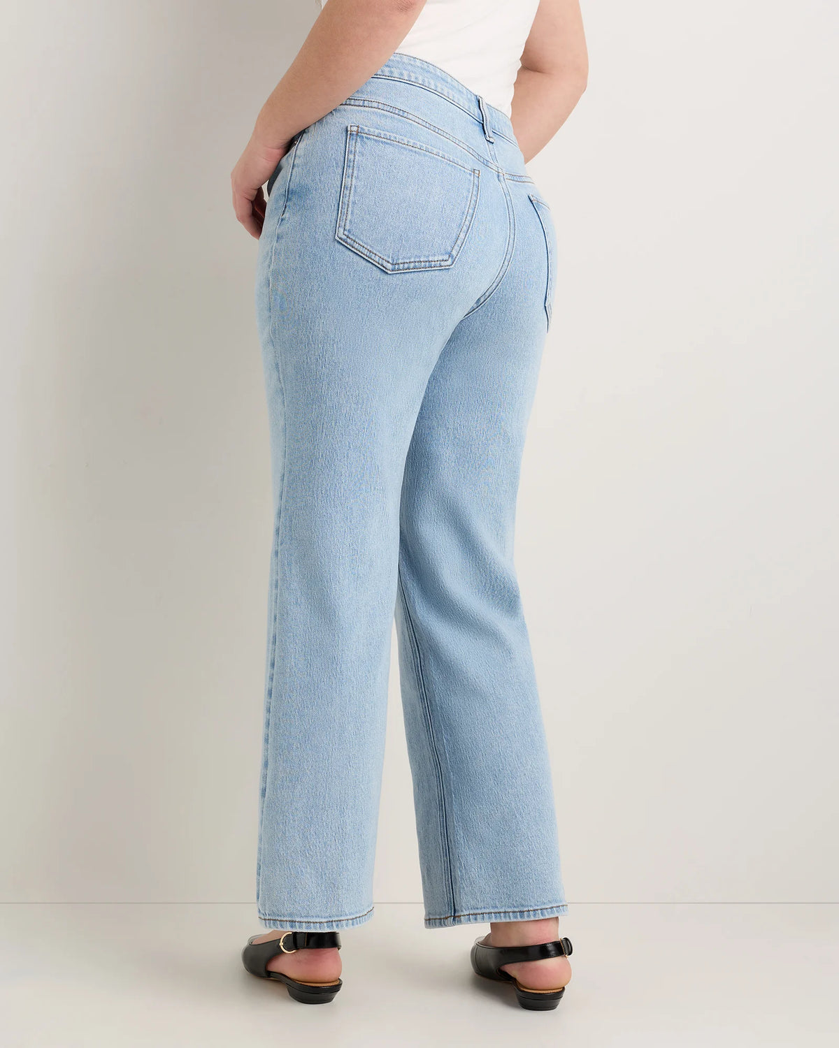 Curvy Bella Stretch Relaxed Straight Jeans - 24 / Charcoal Black