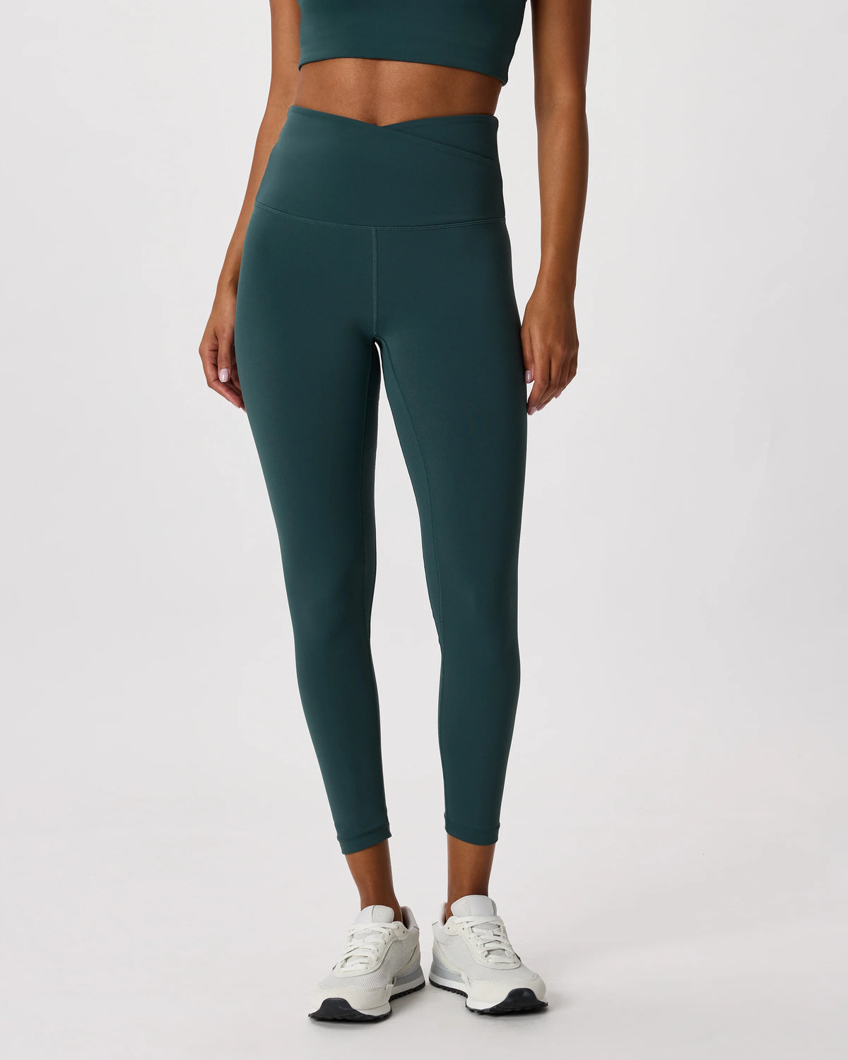Ultra-Form High-Rise Crossover Legging - XS / Dark Coal
