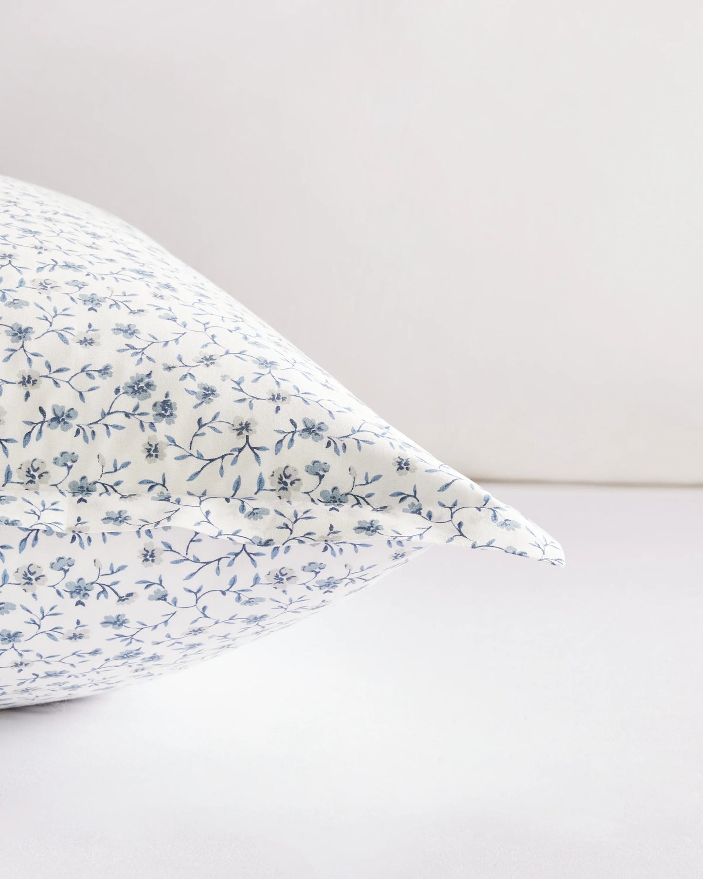 Organic Crisp Percale Euro Sham - Euro / White