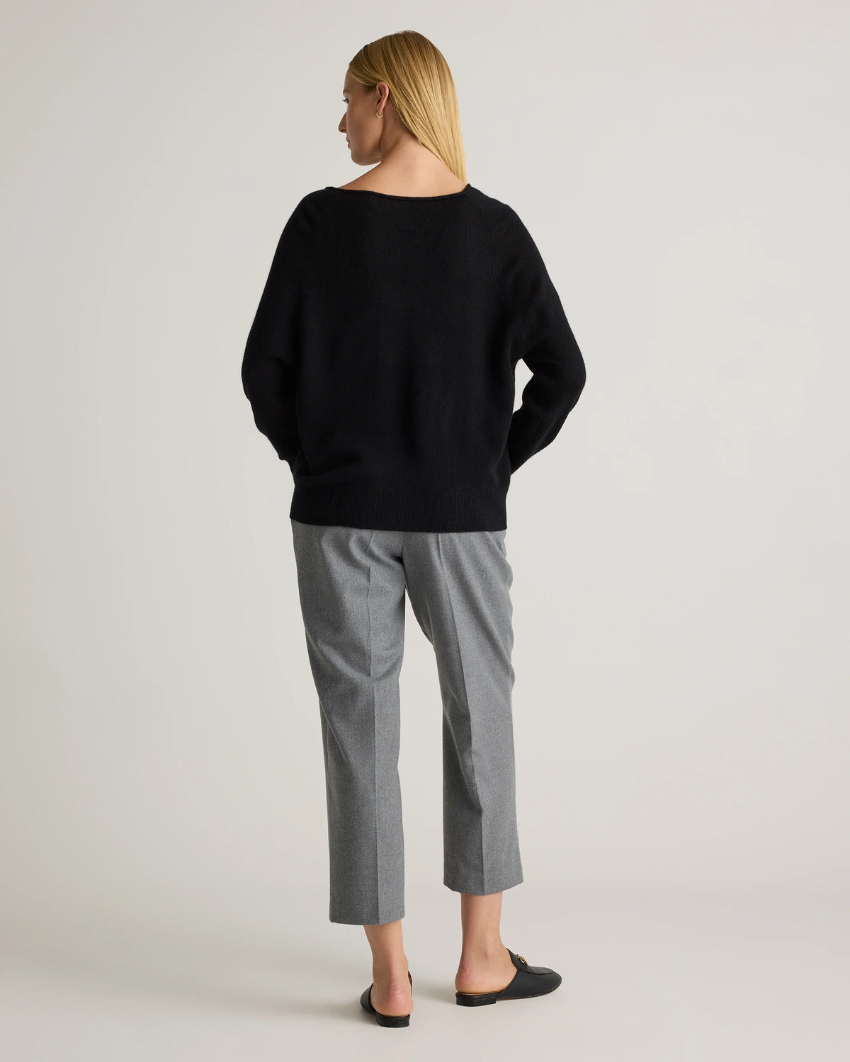 Mongolian Cashmere Boatneck Sweater - XS / Black