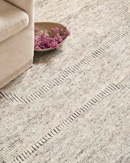 Wynona Hand-Knotted Wool Rug - 5' x 7'6" / Beige