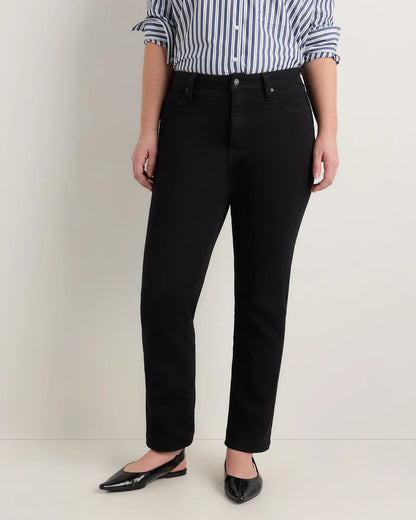 Curvy Bella Stretch Straight Jeans - 24 / Black
