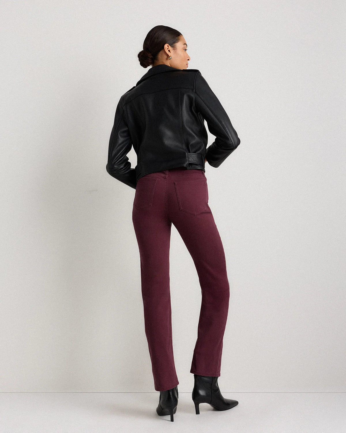 Bella Stretch Straight Jeans - 24 / Twilight Blue Fray