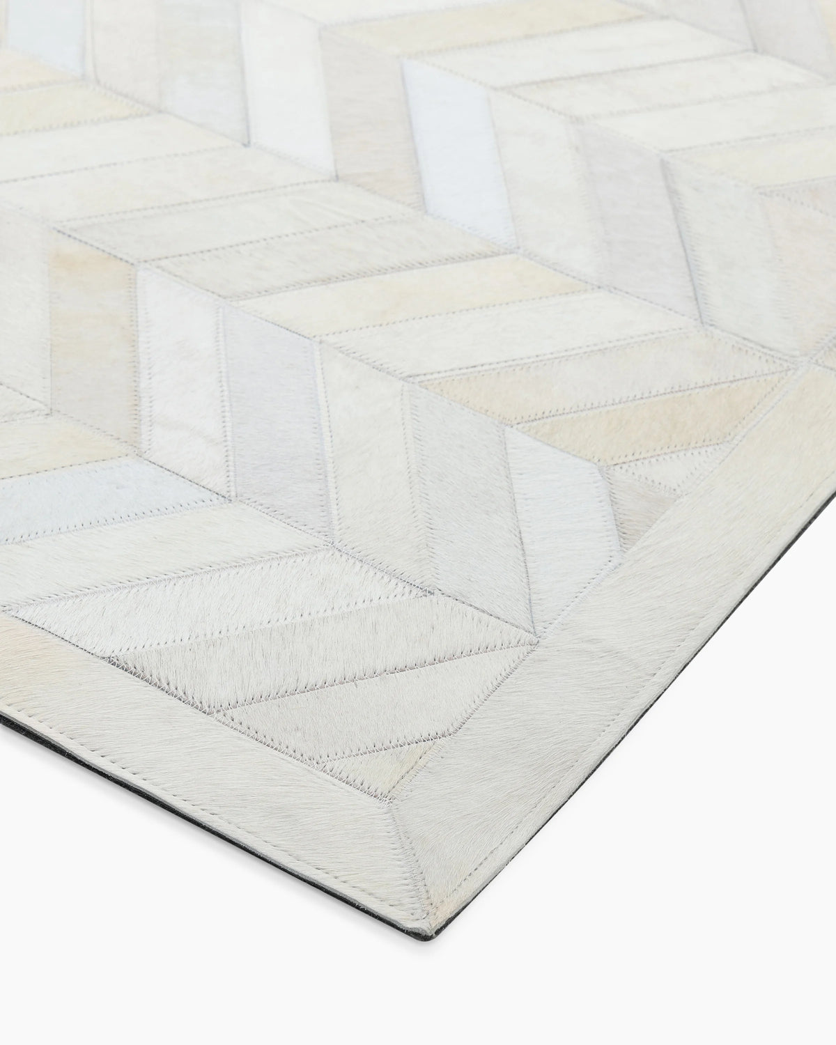 Jones Hide Rug - 5' x 8' / Green