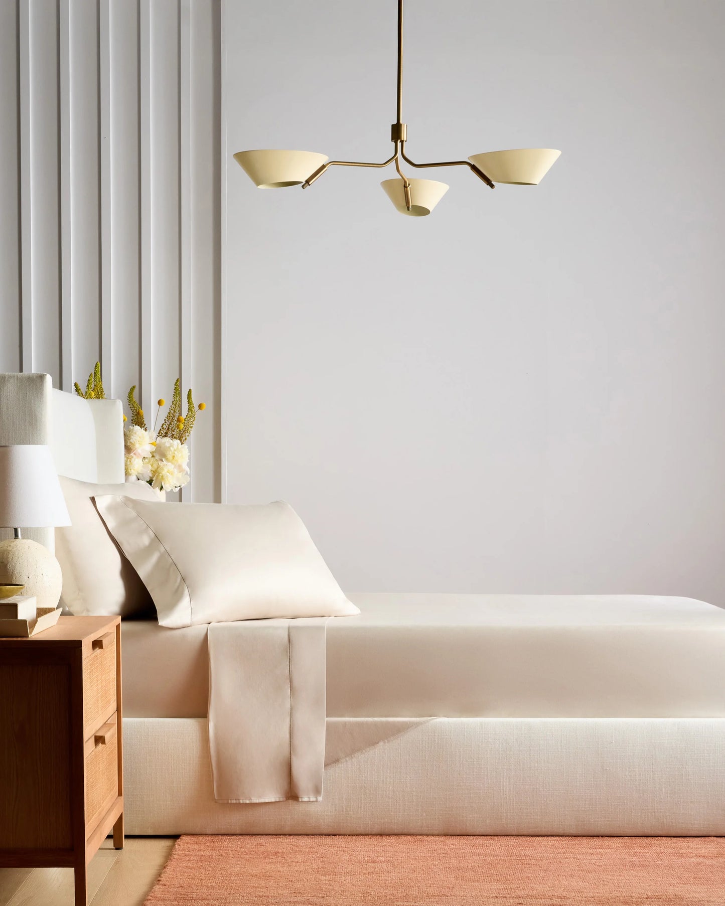 Signature Giza Cotton Sateen Pillowcase Set - Standard / White