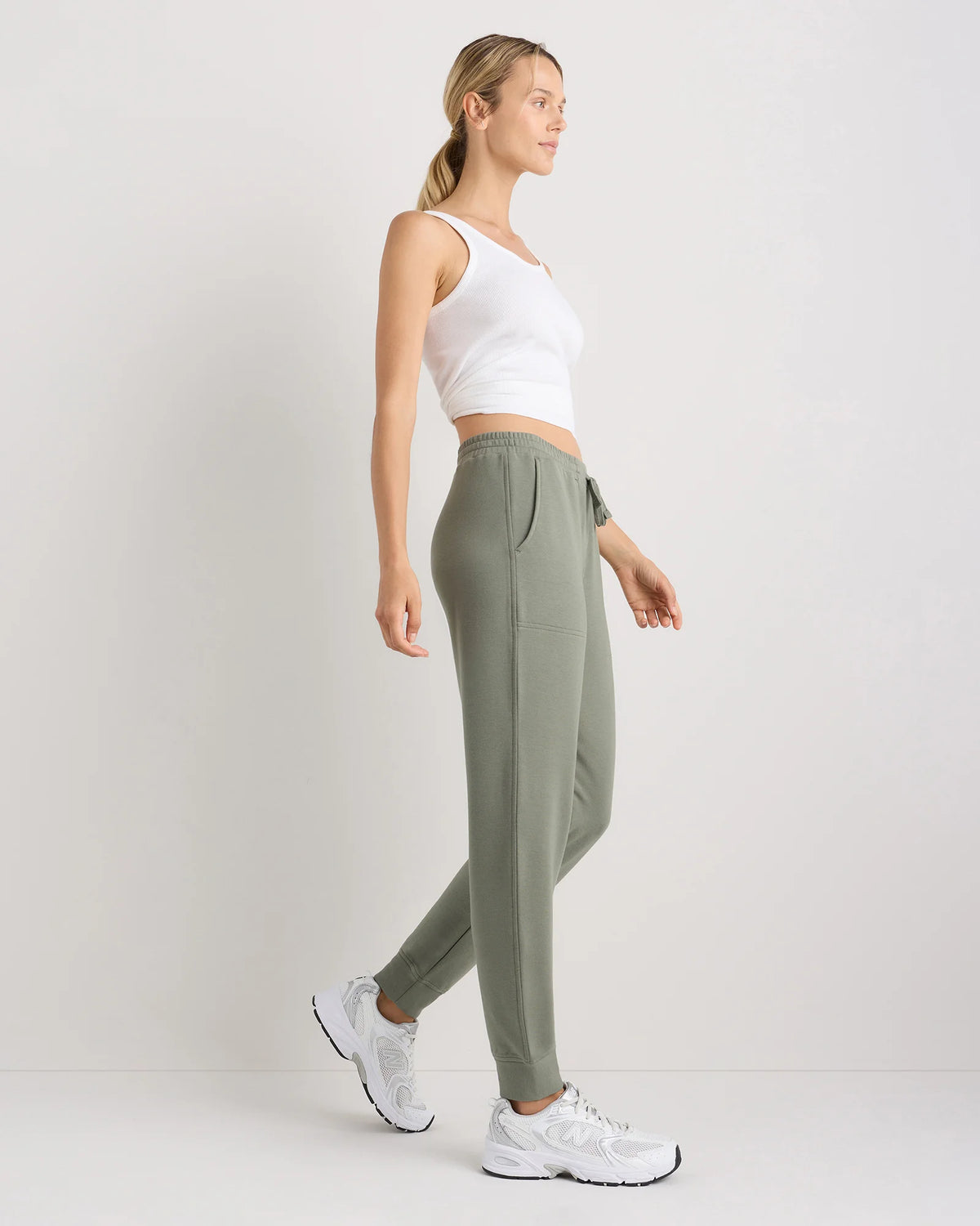 SuperSoft Fleece Joggers - XS / Smoked Thyme Green