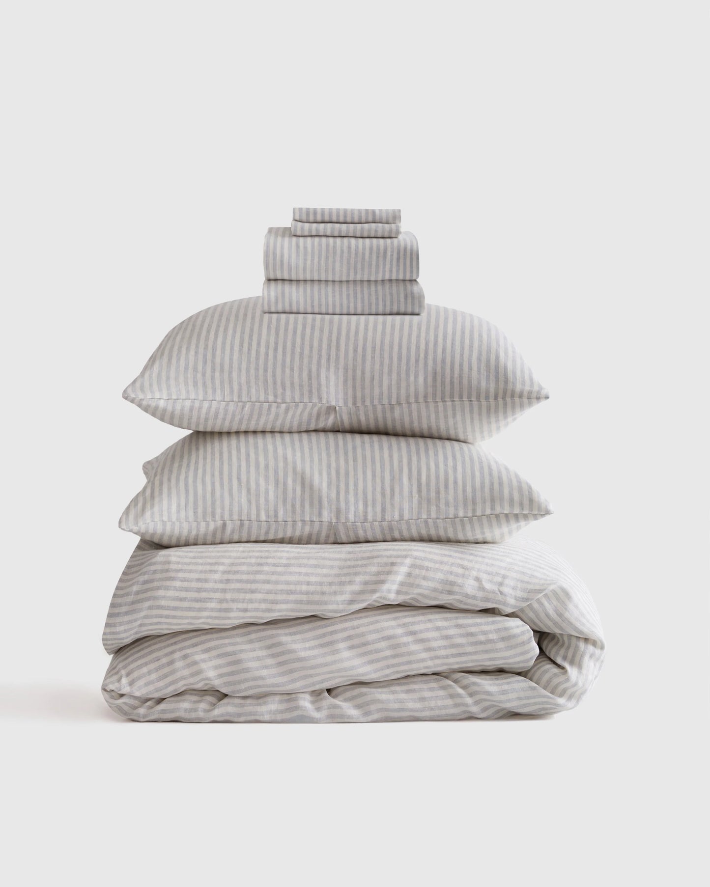 European Linen Deluxe Bedding Bundle - Twin / Willowleaf/White Stripe