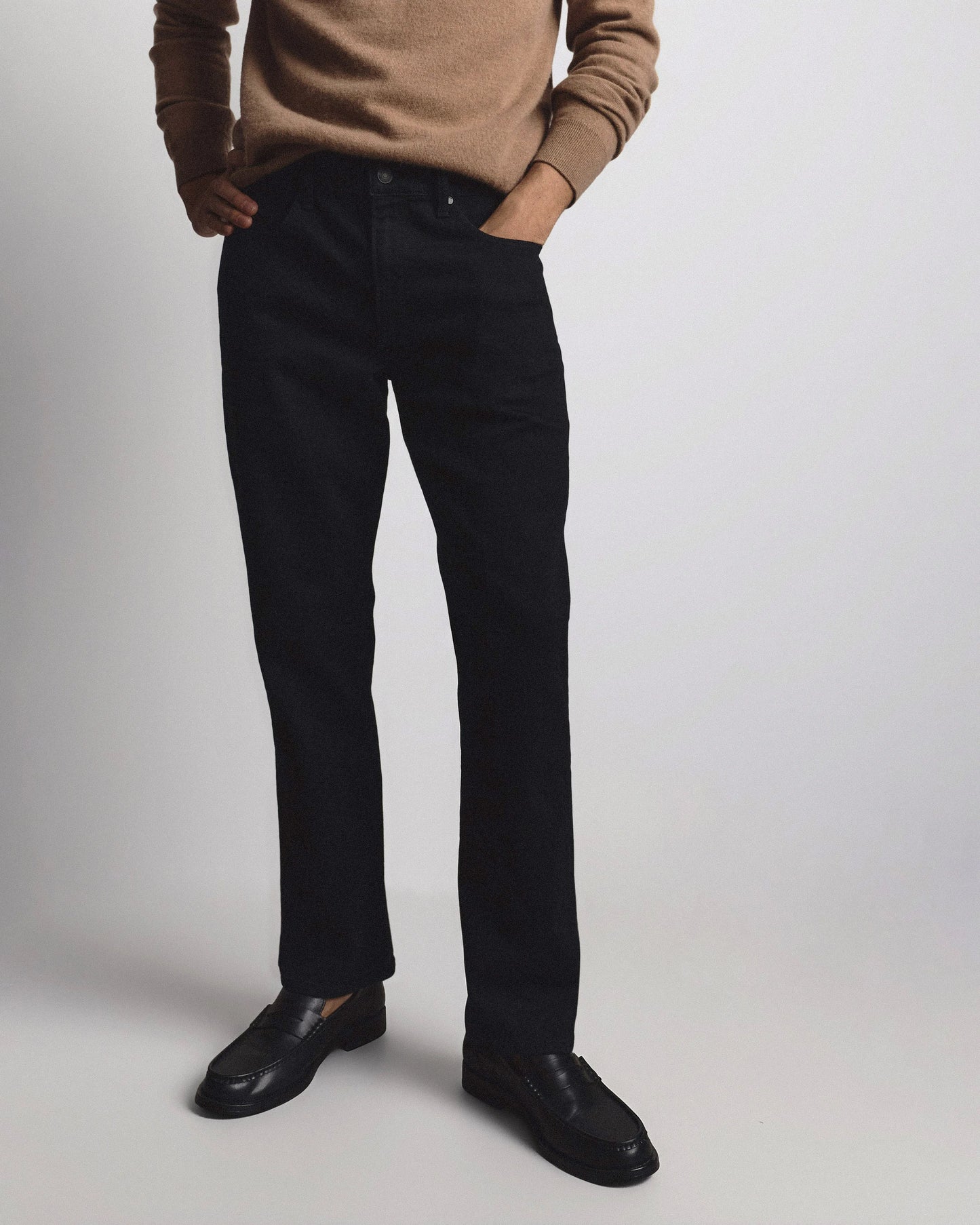 Mongolian Cashmere Crewneck Sweater - XS / Black