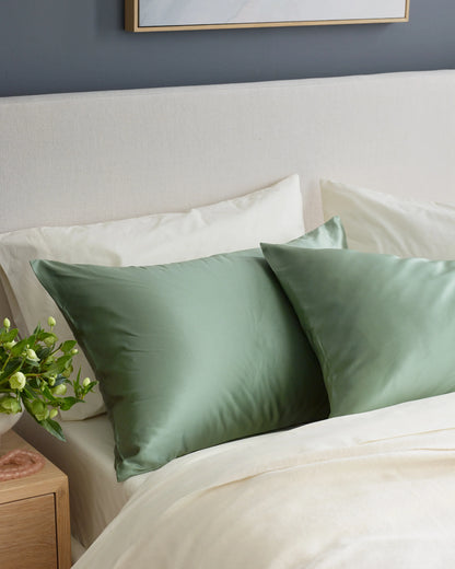 100% Mulberry Silk Pillowcase - Standard / White