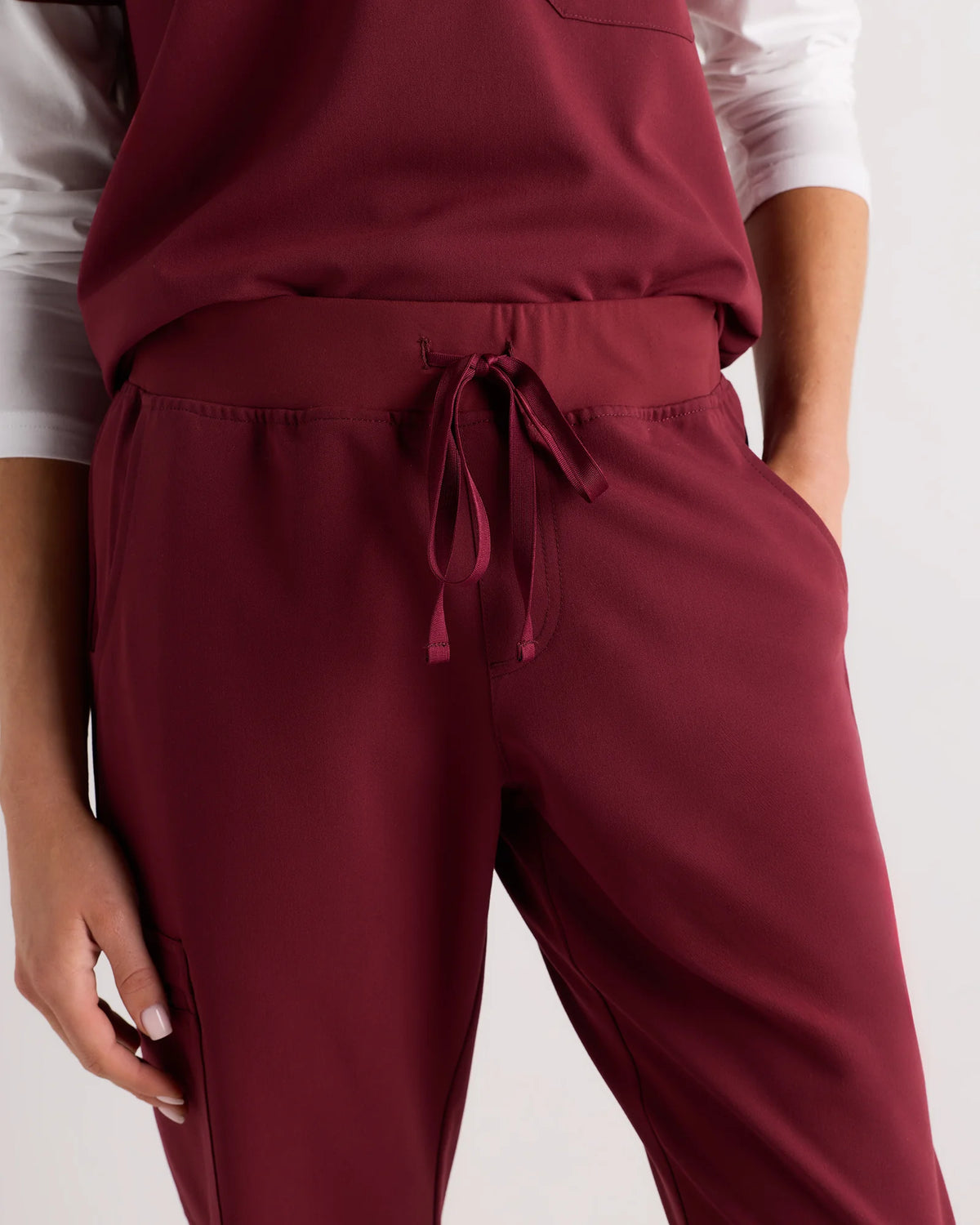 AeraFlex Scrub Joggers - XS / Bold Black