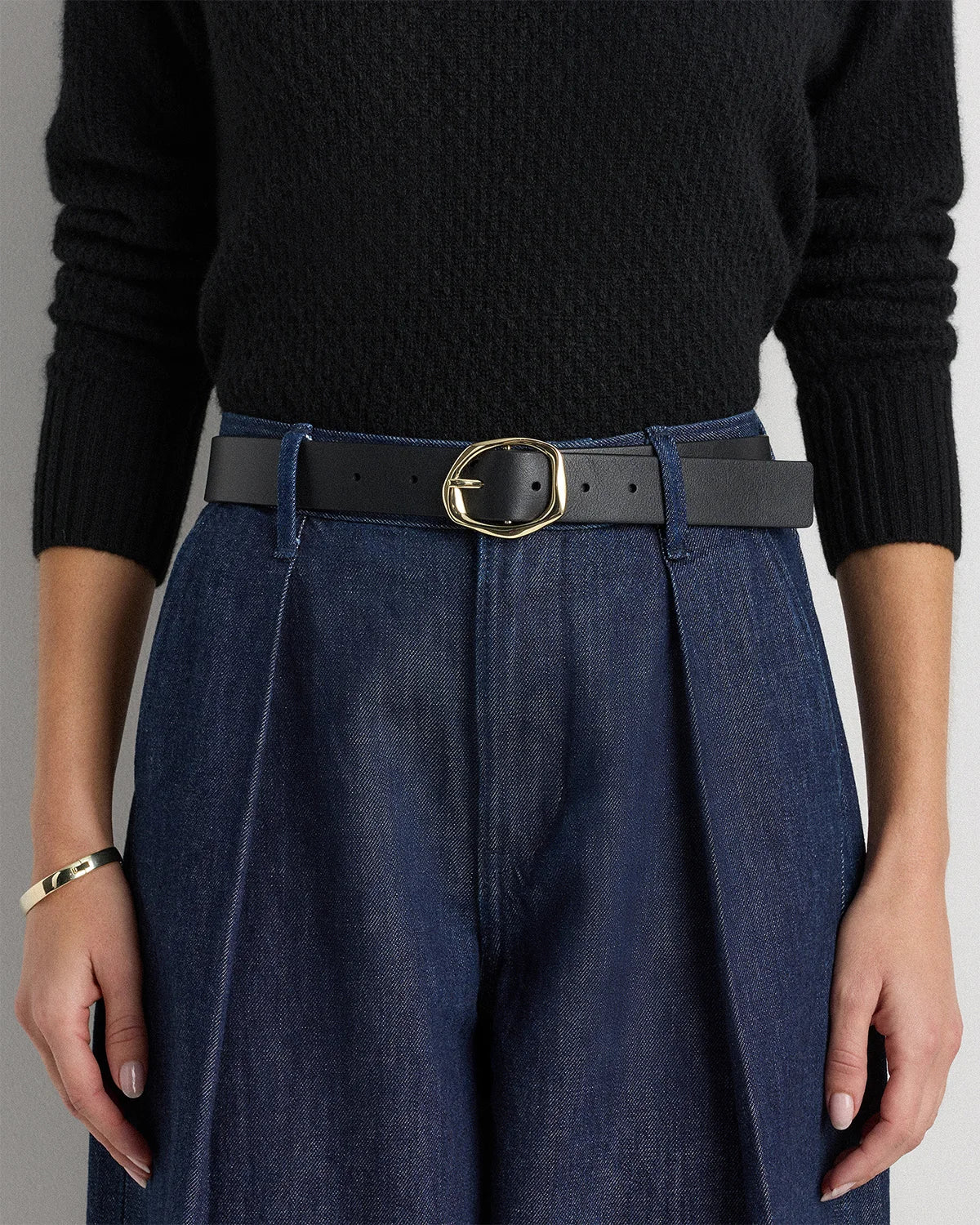 Zoe Sculptural European Leather Belt - XS / Black/Silver