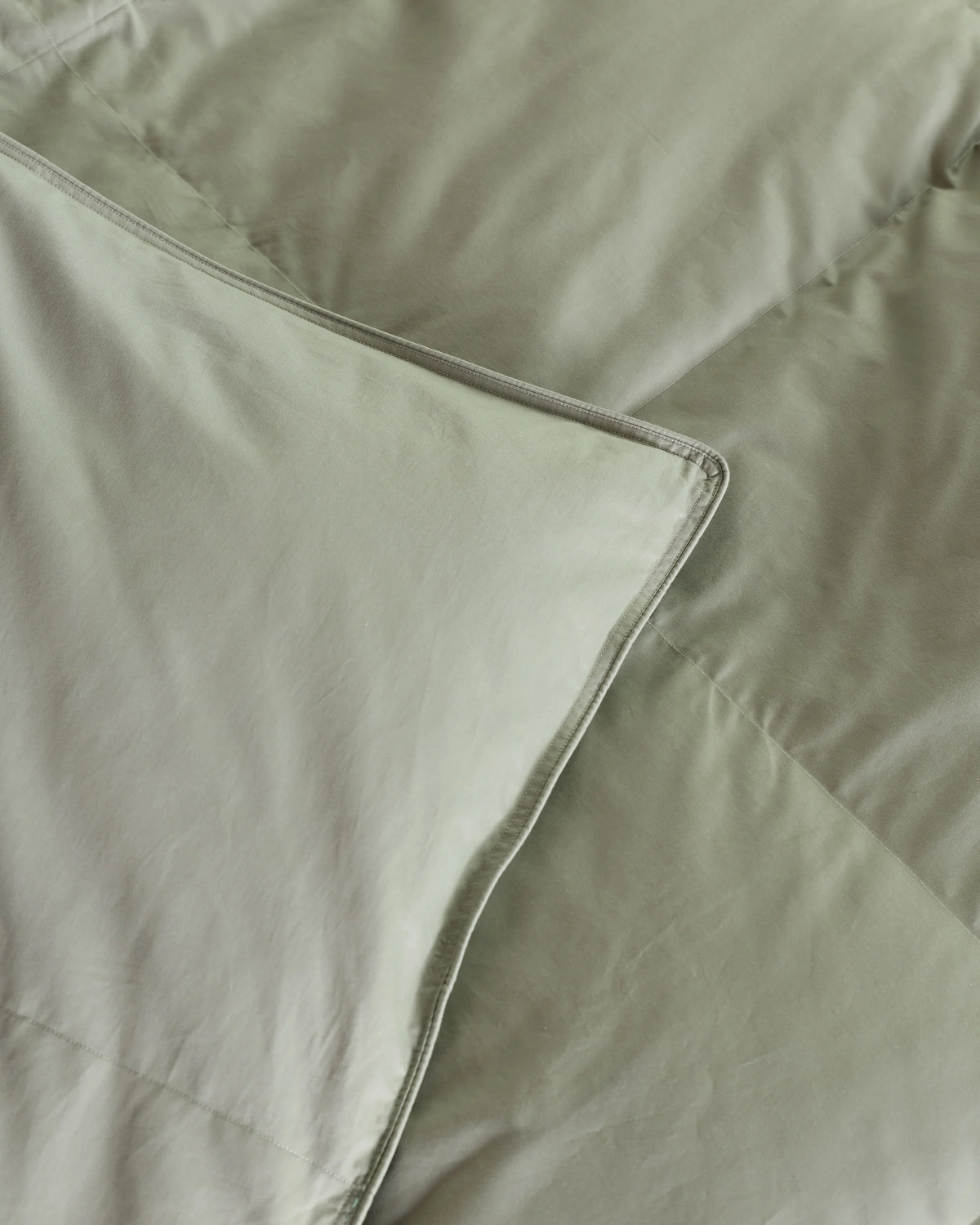 Premium Sateen Down Alternative Comforter - Twin / Sedona